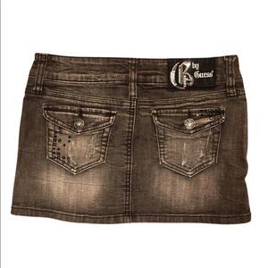 24 GUESS Low Rise Black denim destructed jean mini skirt Sexy Y2K